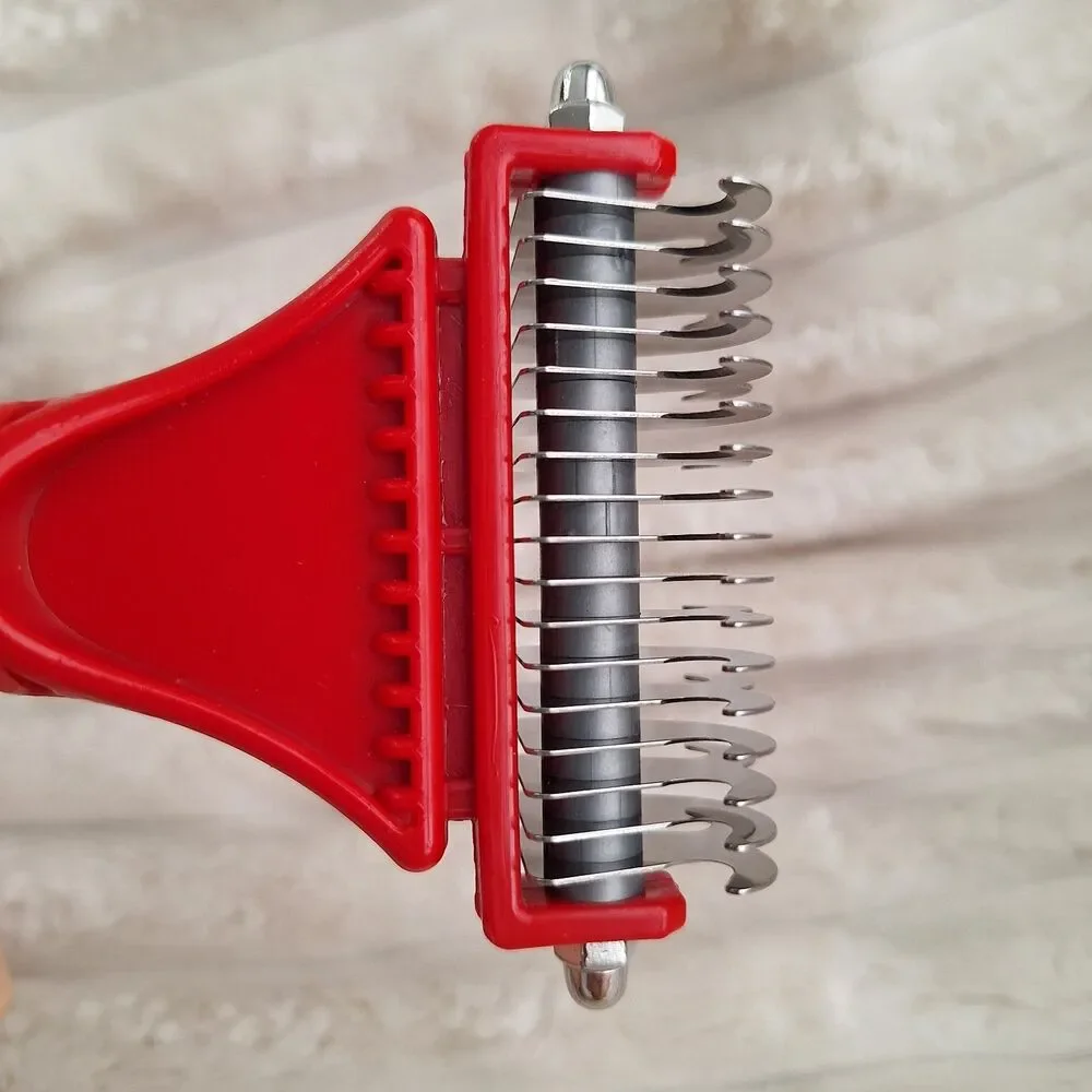 SOLORAKE Humane Groomer for Horses and Pets Grooming Rake Dog Cat Undercoat- New